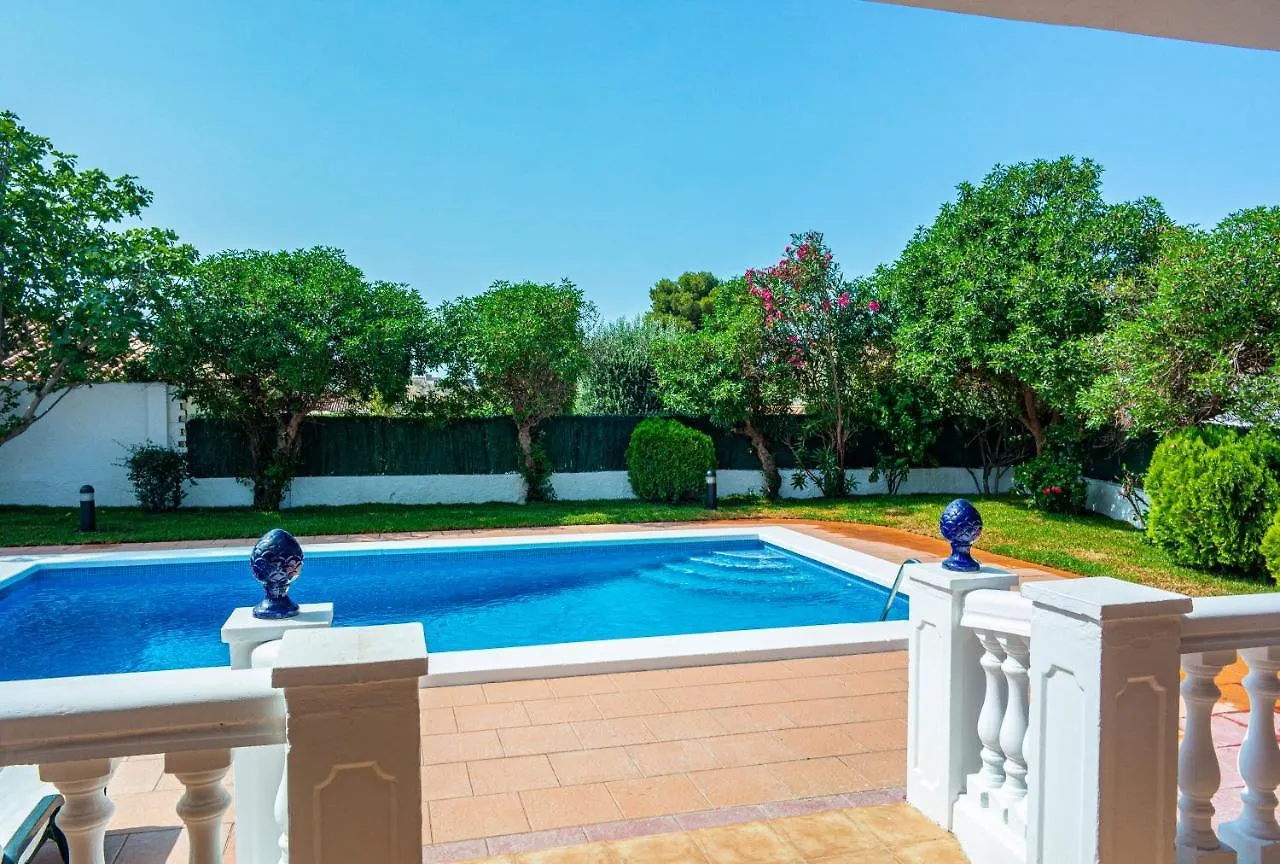 Villa Yanna بينالماذينا 0*,